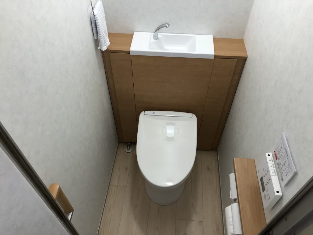 マンショントイレリフォーム　設備ユニット